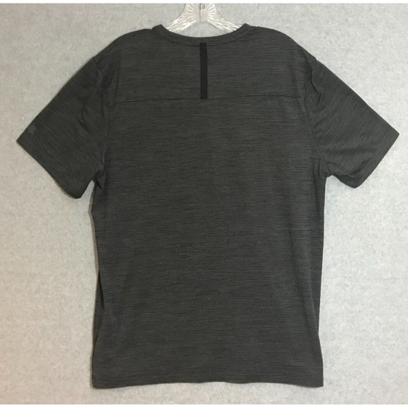 Champion V-Neck Shirt Mens Large Gray Striped Short‎ Sleeve Casual Lightweight - Picture 2 of 7